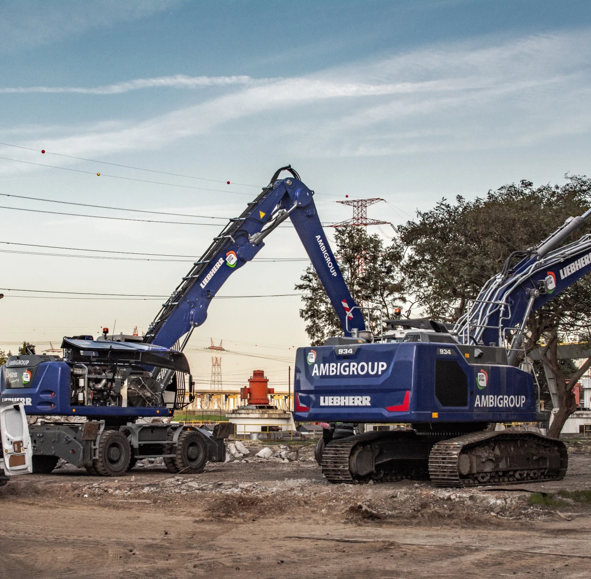 La demolición de este tipo de estructuras requiere un enfoque metódico y minucioso en todas las etapas del proyecto