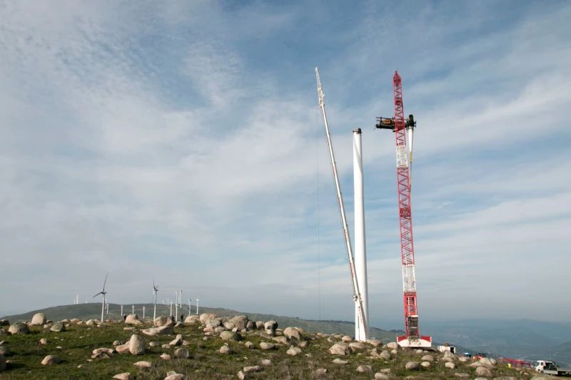 Desmantelamiento de Aerogenerador del Parque Eólico São Cristóvão I, en Bigorne – Lamego