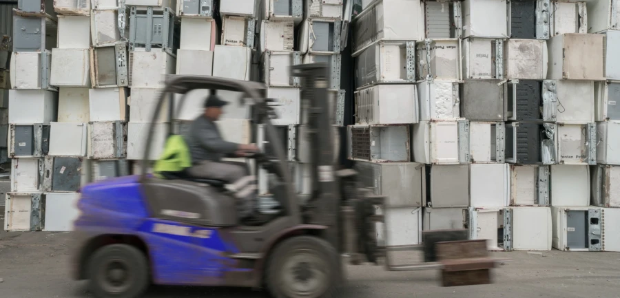 Reciclaje de Metales y Plásticos